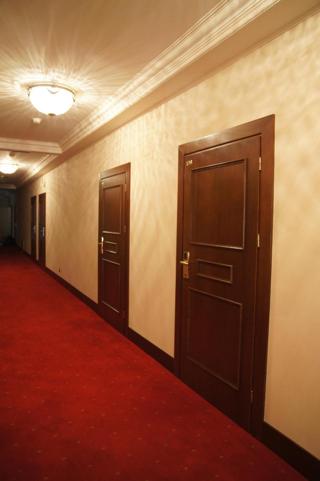 Hotel Cristal Park Dąbrowa Tarnowska Εξωτερικό φωτογραφία