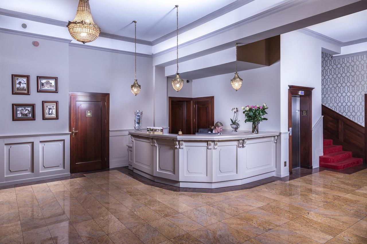 Hotel Cristal Park Dąbrowa Tarnowska Εξωτερικό φωτογραφία